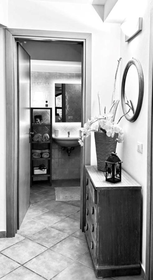 La Casa Di Filippo Apartment Quercianella Bagian luar foto